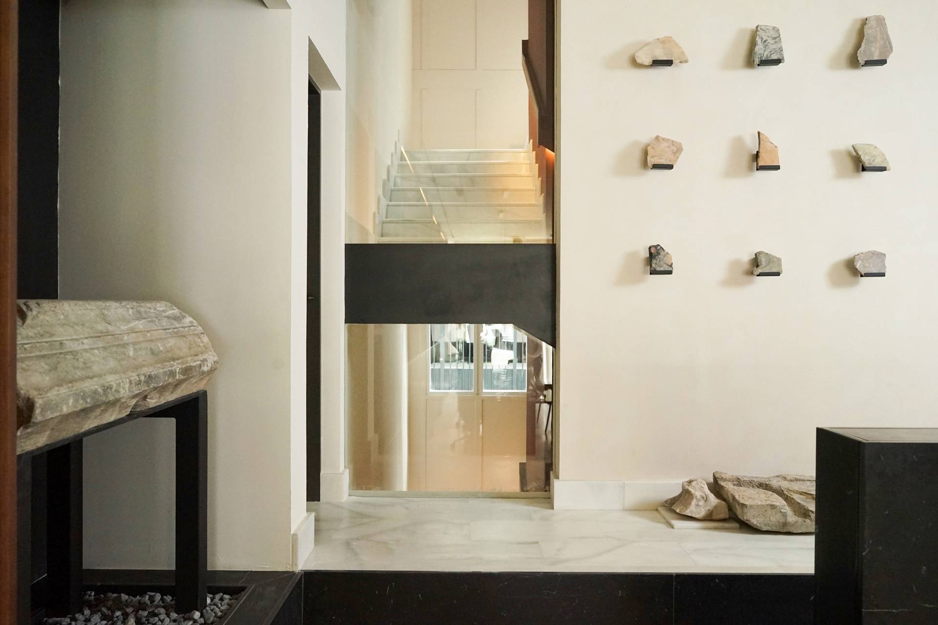 Detalles arquitectónicos del Hotel Mercer Plaza Sevilla