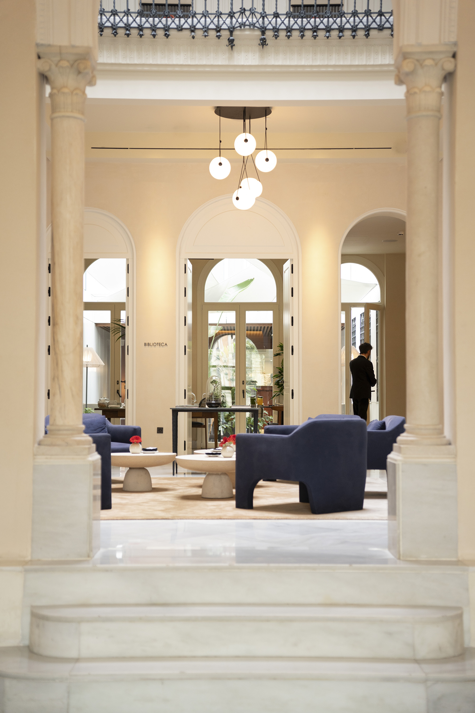 Patio del Hotel Mercer Plaza Sevilla