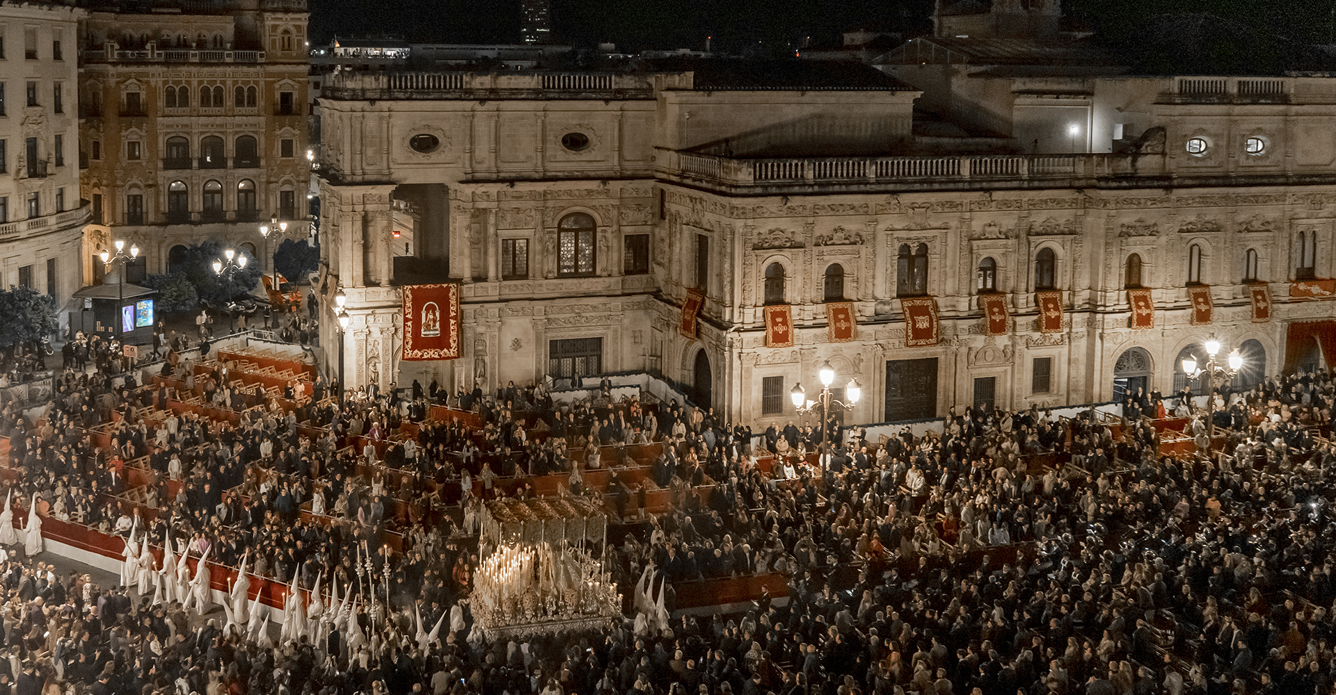 En première ligne de la 'Semana Santa'