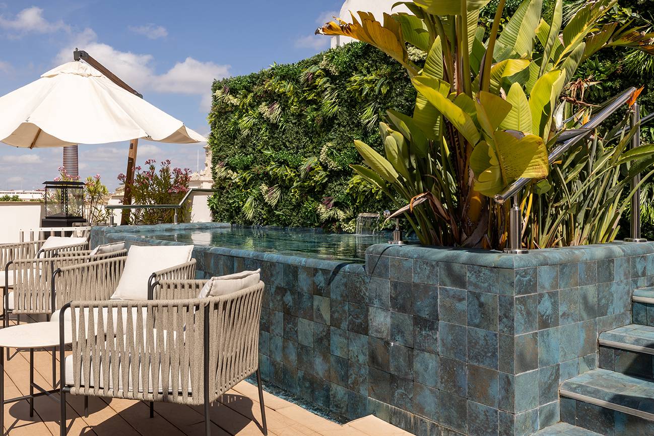 Terraza del Hotel Mercer Plaza Sevilla