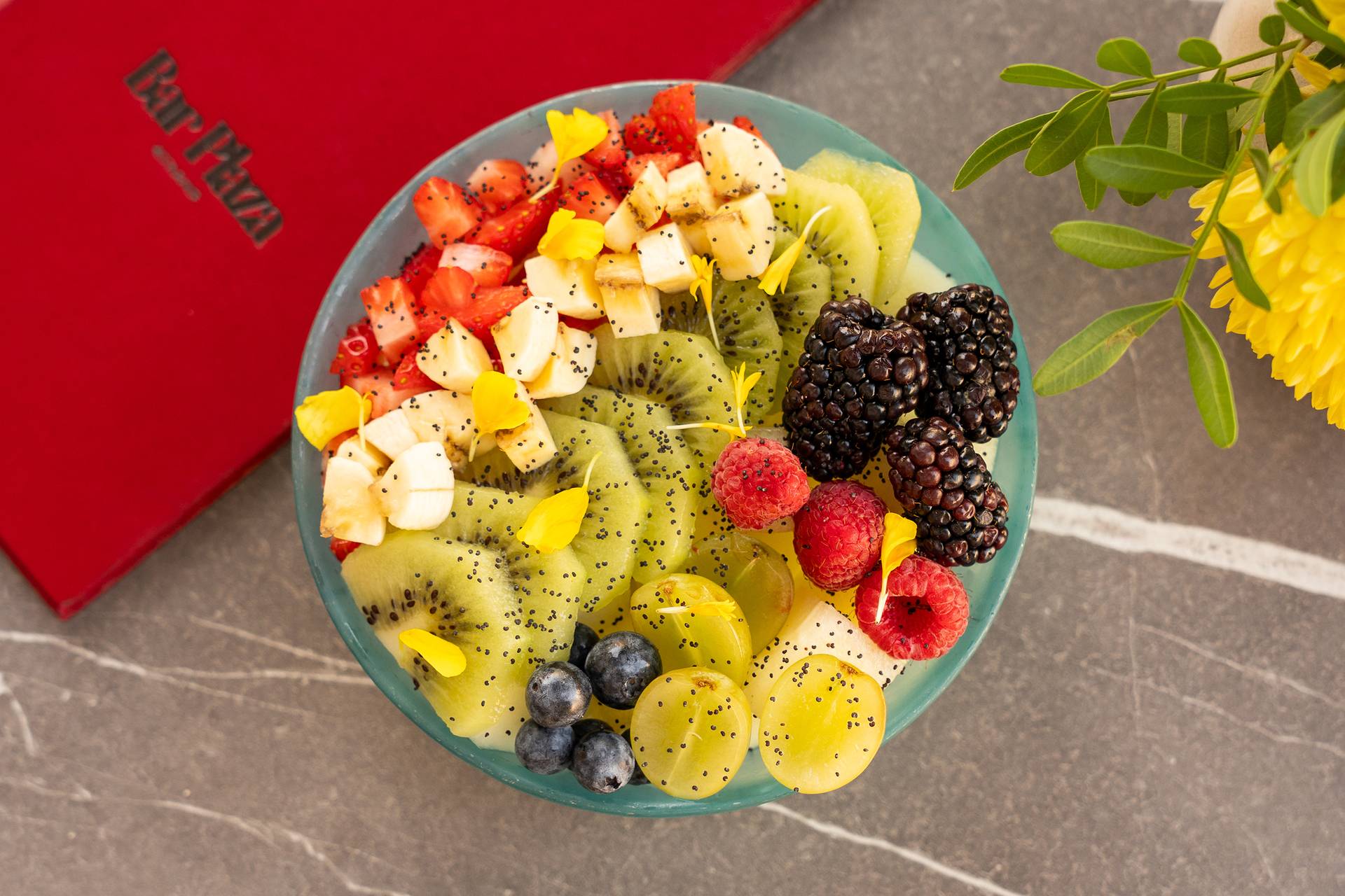 Bowl de fruta de temporada