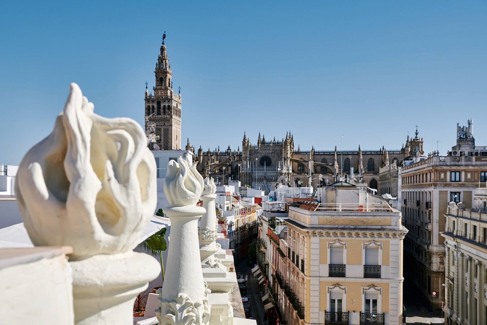 Terraza del Hotel Mercer Plaza Sevilla