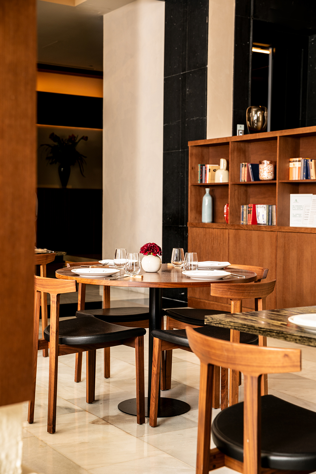 Bar Plaza Restaurant