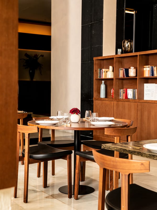 Bar Plaza Restaurant