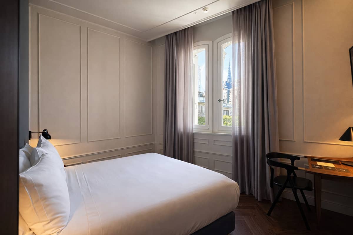 Habitación Premium Vistas en el Hotel Mercer Plaza Sevilla