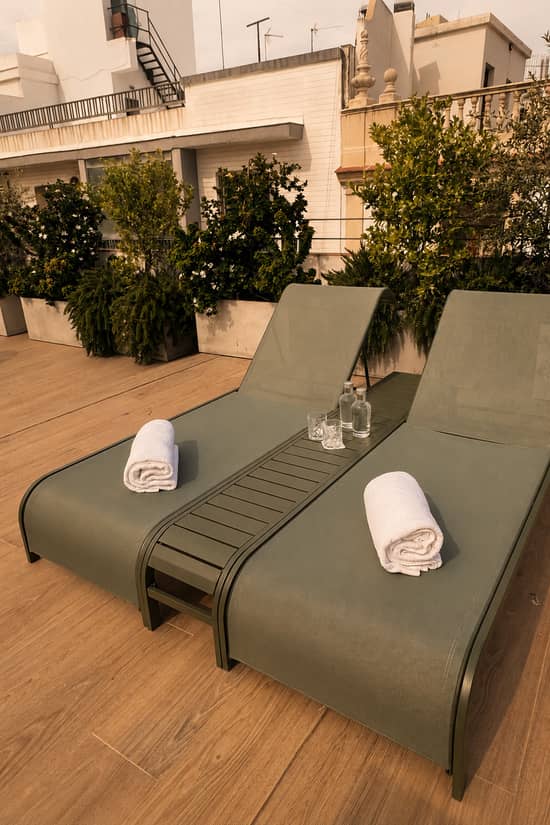 Terraza en la azotea de Mercer Residences Sevilla