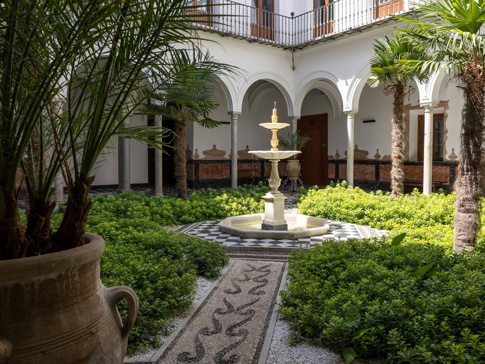 Mercer Residences Sevilla Casa Palacio Marqueses de Nervión