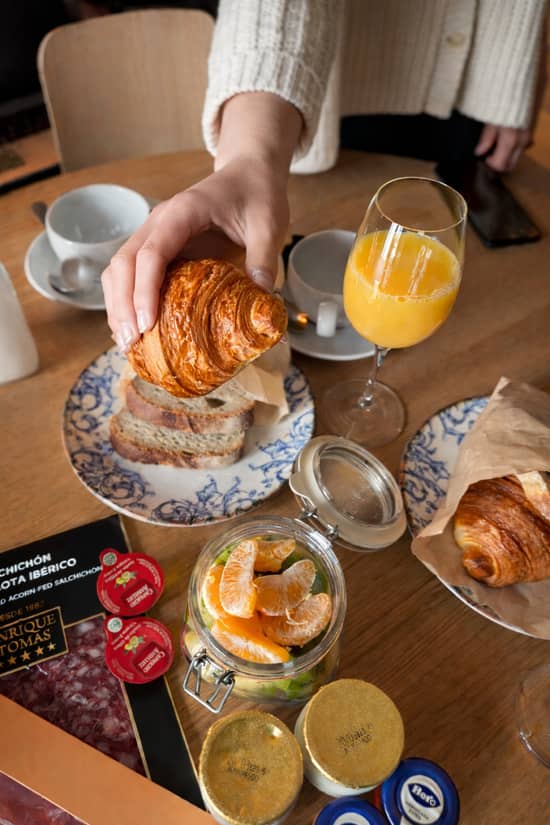 Mercer Residences Sevilla Deaayuno en la habitación