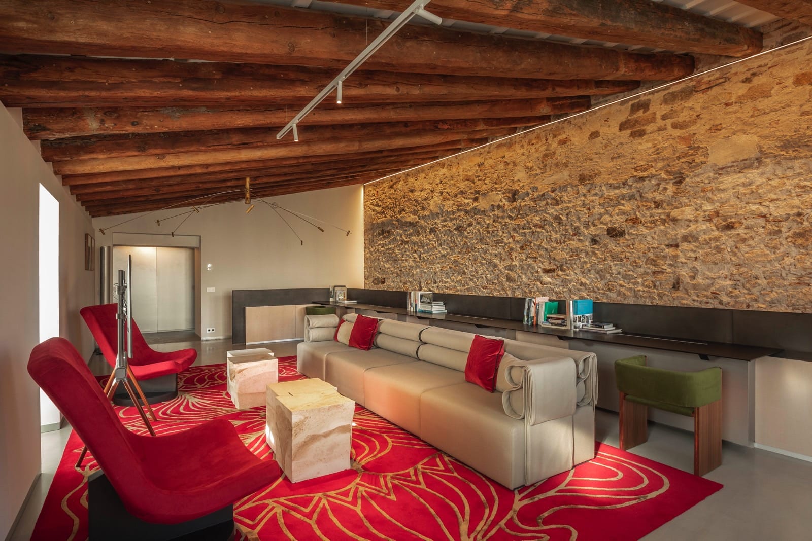 El lujo del espacio y los materiales