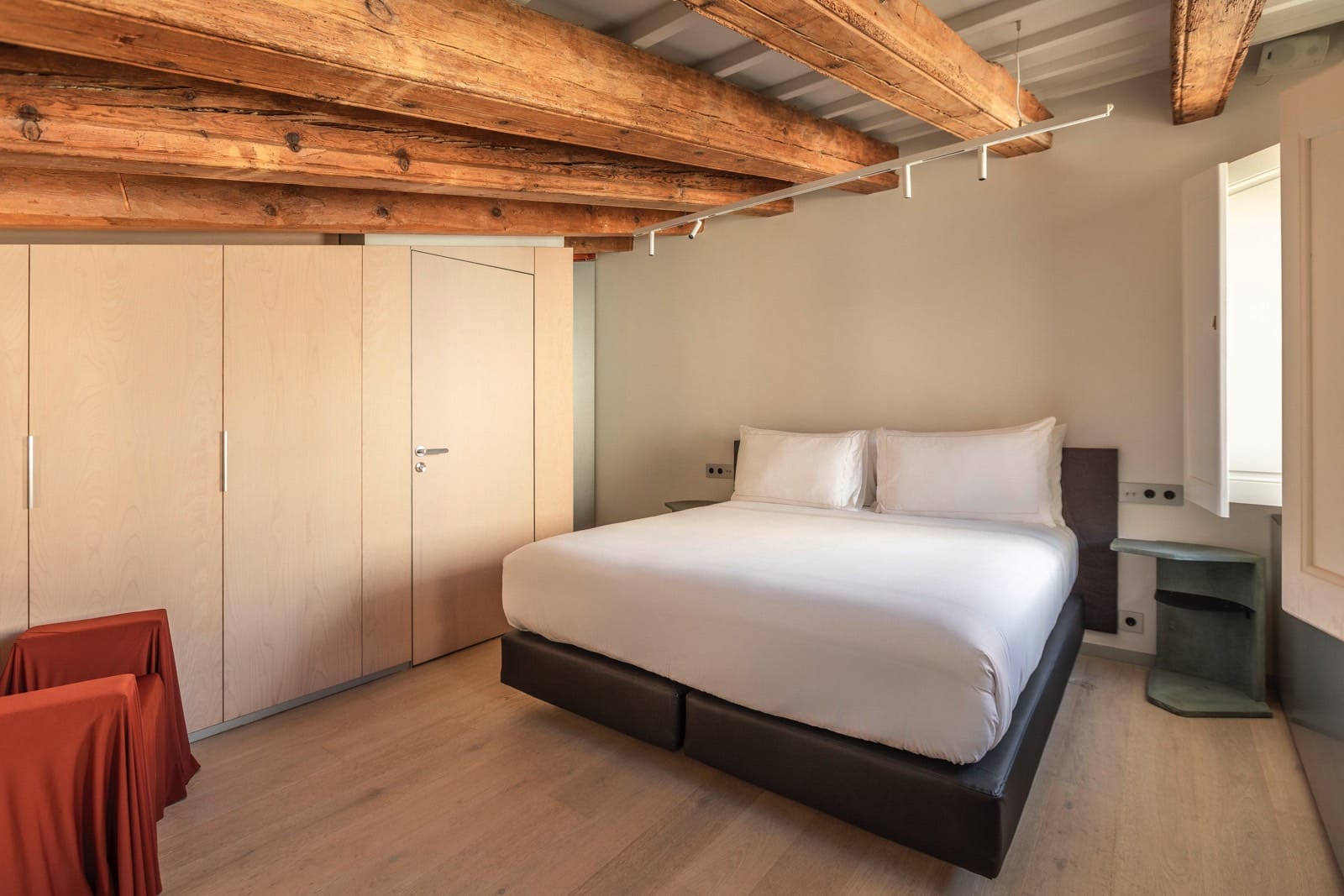 Habitación doble en la Residencia 2 de Mercer Residences Palau Moxó