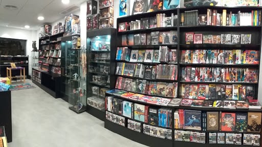 Arkham Games — Tienda Comics  Juegos Y Merchandising