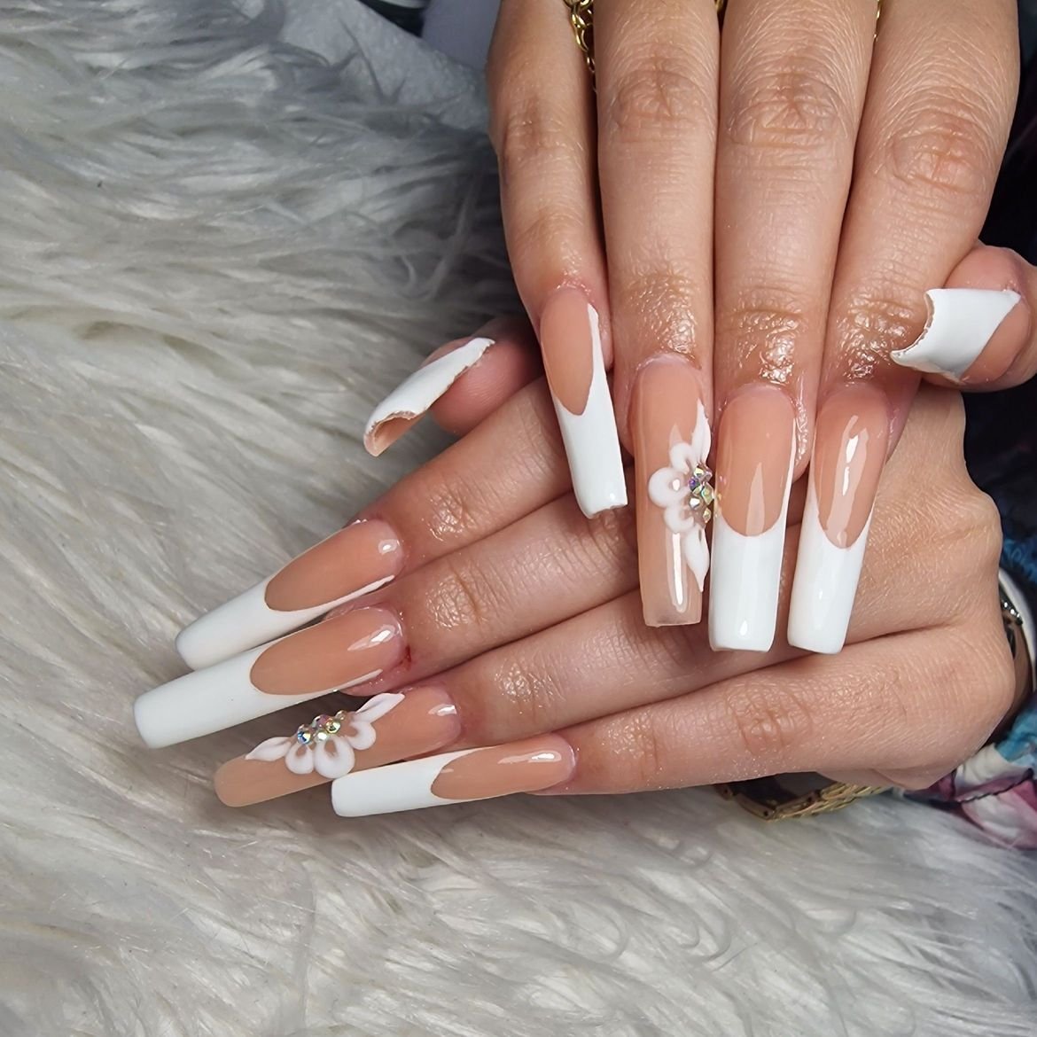 Laura nails