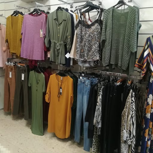 Empresa - Azar (Desiré Vega) ropa y complementos de fiestas  bodas  bautizos y comuniones para mujer  moda  bolsos y regalos