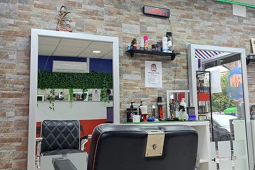 VARGAS BARBER Cutz