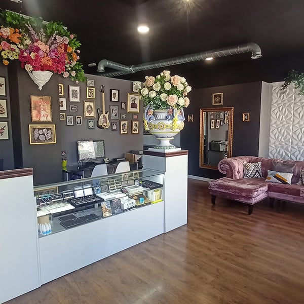 Empresa - Alto Voltaje Tattoo Studio