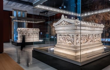 Custom- made showcases
