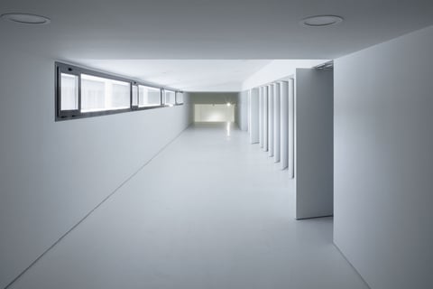 9832_34