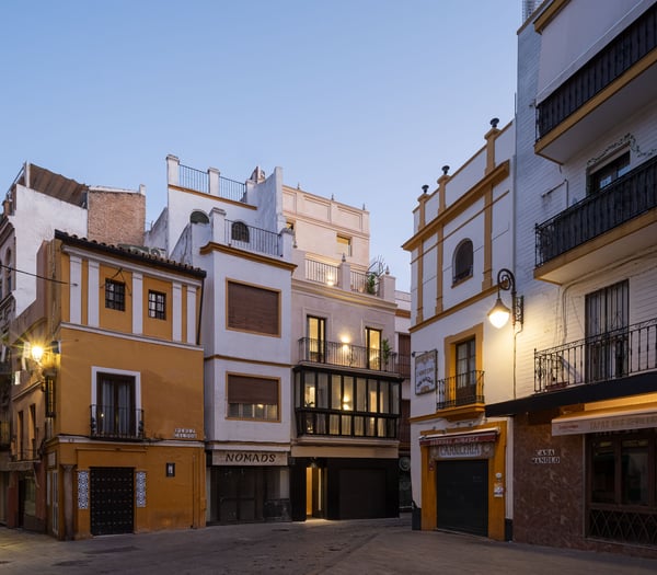 Edificio de Apartamentos ALFALFA