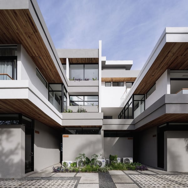 Dos Casas. Beach front