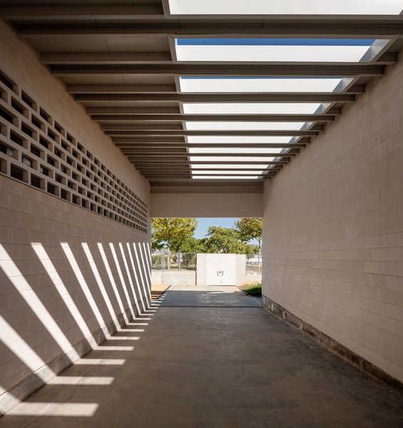 Kindergarden and Primary School in Montequinto