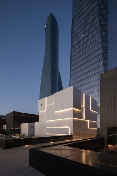 Nuevo Concepto de Tienda Scalpers 