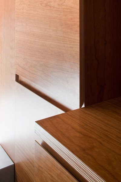 Adaptation of comercial premises for a Spanish Ham shop in Córdoba