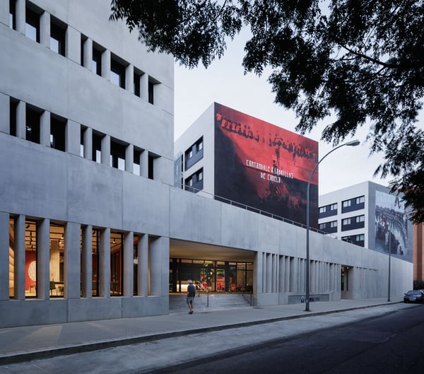 Edificio para residencia de alojamiento estable y aparcamientos. Livensa Living