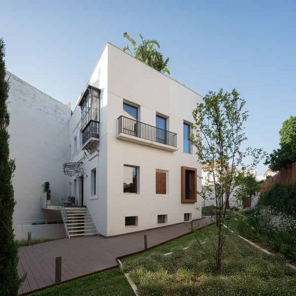 Casa Girada