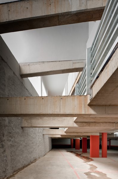 Block of 102 social flats in Seville