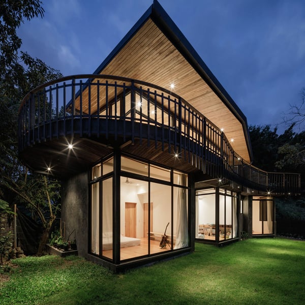 Black-Playground house