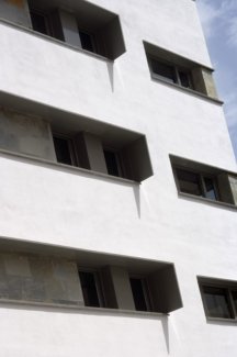 Edificio de Viviendas, Garajes y Locales