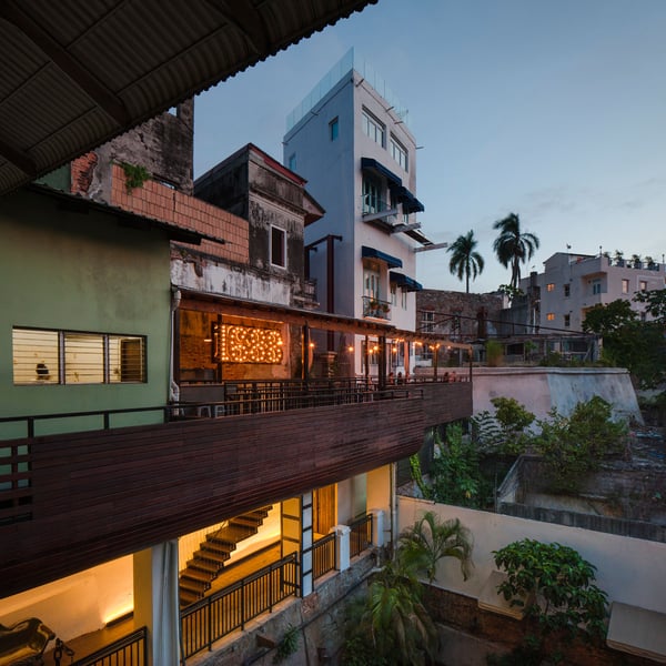 Lunas Castle Hostel Terrace