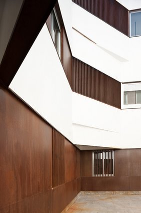 Rehabilitación de Edificio de 16 Viviendas