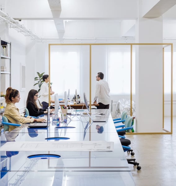 SKETCH Studio - Fuerza y Luz