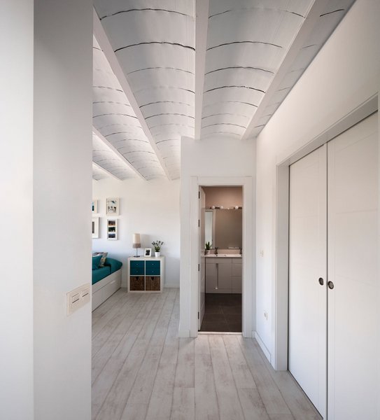 C&C House in Dudar, Granada