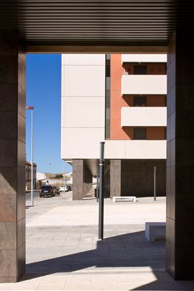 Viviendas, Locales y Garaje en Marismas del Polvorín