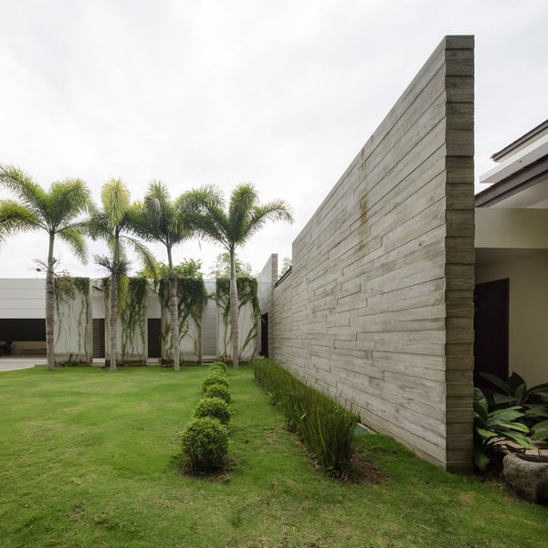 AL Residence / Faro Escondido