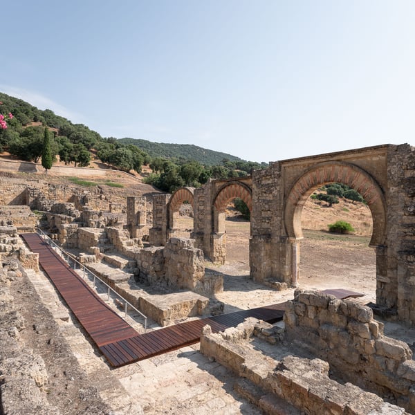 Nuevos pavimentos en Medina Azahara