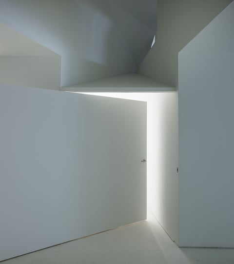 9832_23