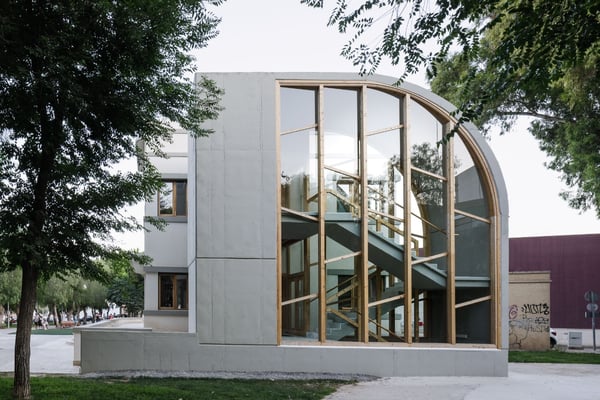 Reforma y Ampliación de edificio para centro social en el barrio de Los Molinos de Almería.