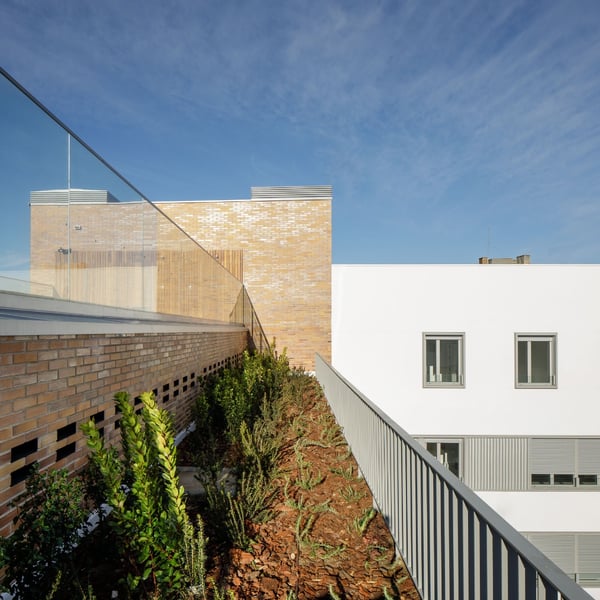 100 Houses in Aluche