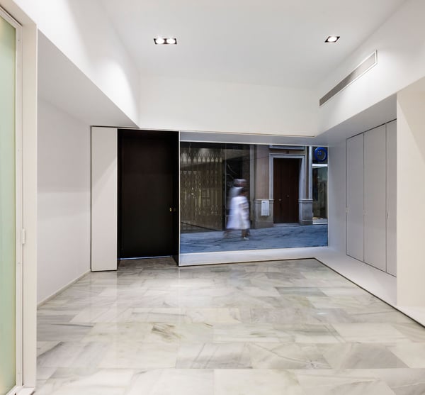 Edificio en C/ Álvarez Quintero - Local Comercial