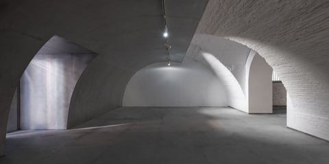 9724_35