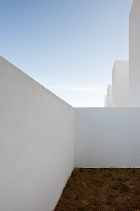 7 + 4 Viviendas Autoconstruidas