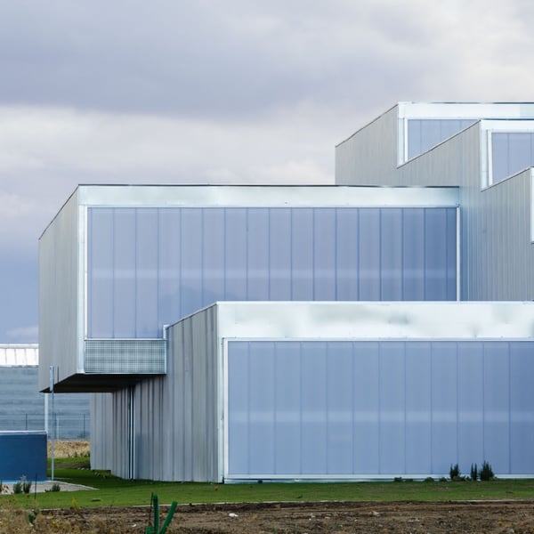 Edificio Industrial "Brigadas & Promedio Centro"