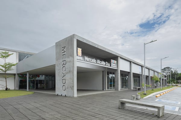 Alcalde Díaz market