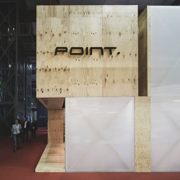 Stand POINT en Salone Internazionale del Mobile 2016 de Milán