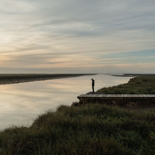 Wrapping the marsh. Landscape itinerary around the north estuary of the Odiel river.