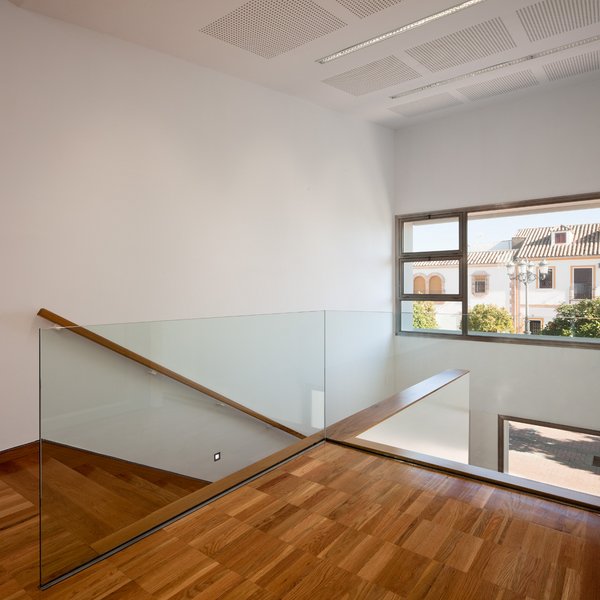 Biblioteca Pública en Cañada Rosal