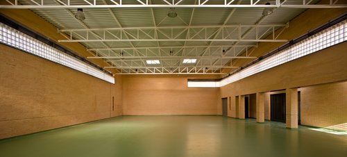 Gimnasio en el I.E.S. Isbilya